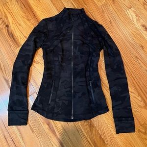 lululemon black camo define jacket size 4